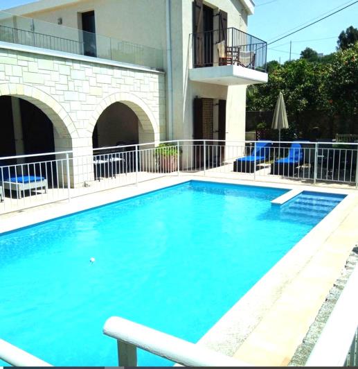 Image No.20-3 Bed Villa / Detached for sale