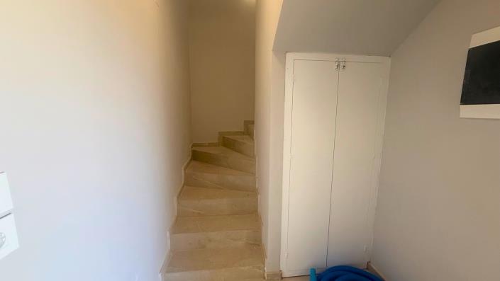 Image No.8-2 Bed House/Villa for sale