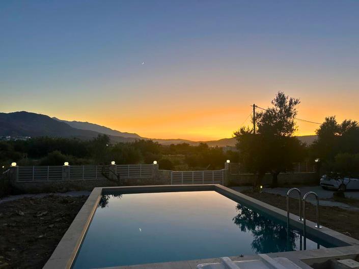 Image No.13-2 Bed House/Villa for sale