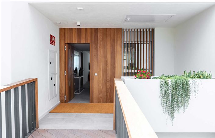 Image No.17-2 Bed Apartment for sale