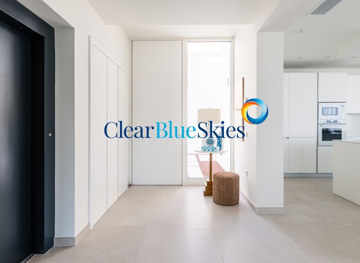 Image No.10-5 Bed Villa for sale