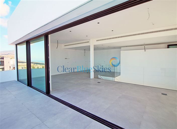 Image No.15-3 Bed Villa for sale