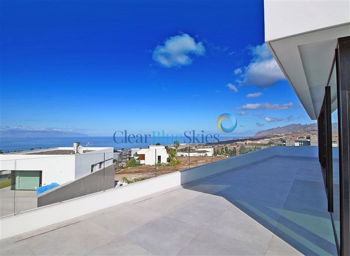 Image No.3-3 Bed Villa for sale