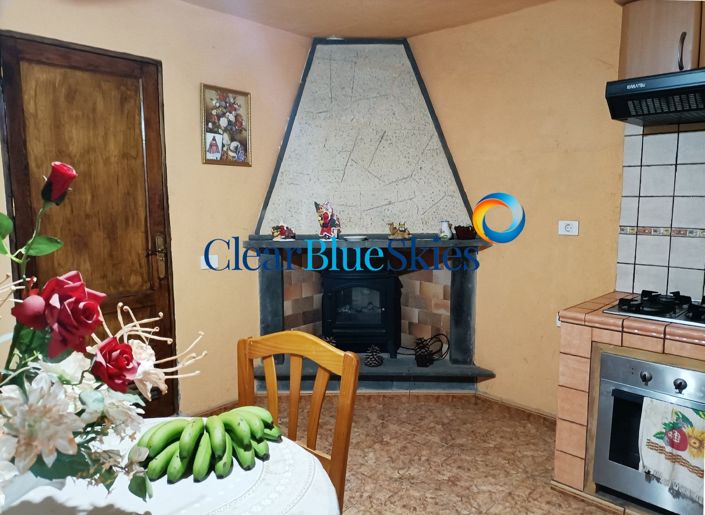 Image No.10-1 Bed Farmhouse for sale