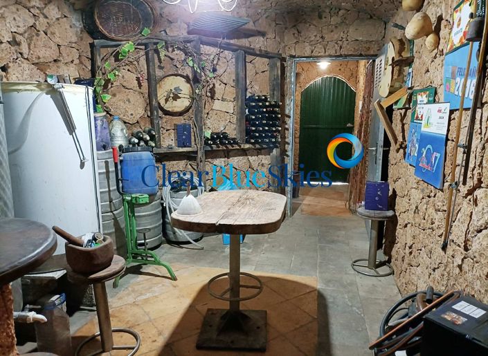 Image No.11-1 Bed Farmhouse for sale