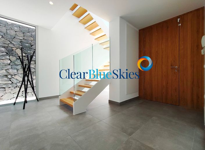 Image No.5-3 Bed Villa for sale