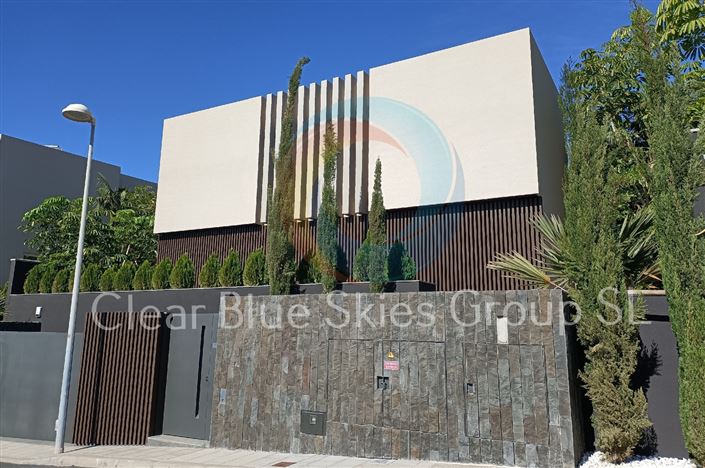 Image No.5-5 Bed Villa for sale