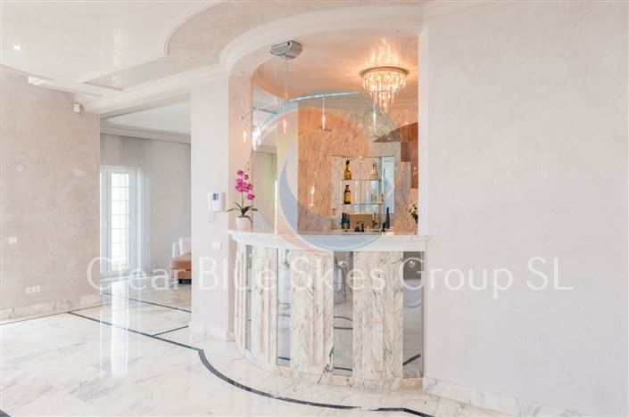 Image No.15-5 Bed Villa for sale