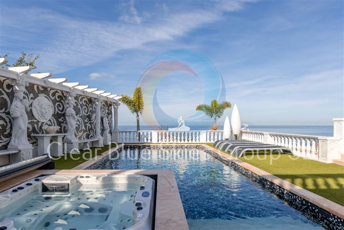 Image No.17-5 Bed Villa for sale