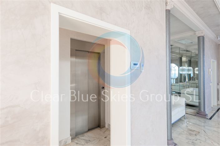 Image No.32-5 Bed Villa for sale