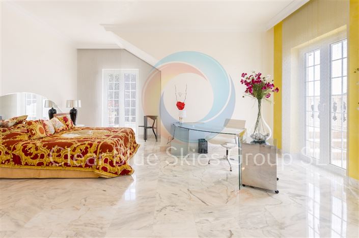 Image No.38-5 Bed Villa for sale