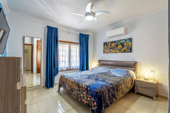 Image No.11-3 Bed Villa for sale