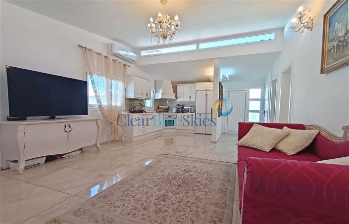 Image No.1-4 Bed House for sale