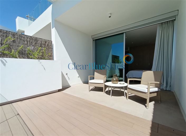 Image No.20-3 Bed Apartment for sale