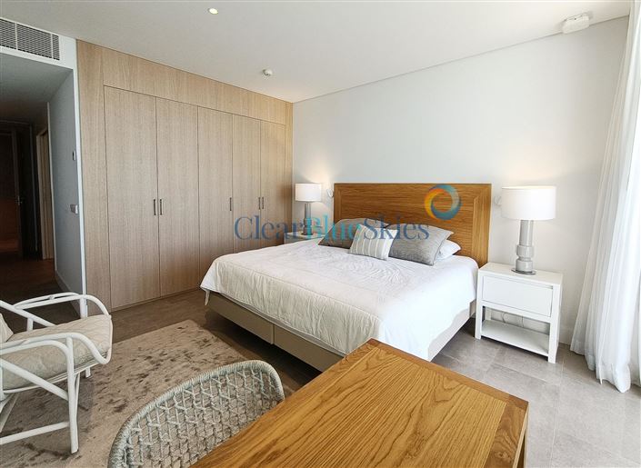 Image No.18-3 Bed Apartment for sale