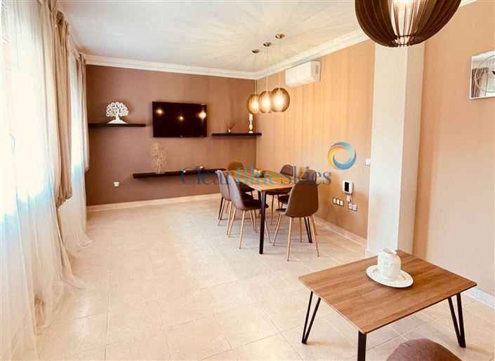 Image No.4-4 Bed Villa for sale