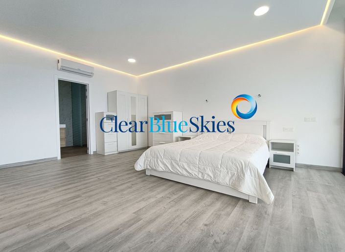 Image No.6-4 Bed Villa for sale