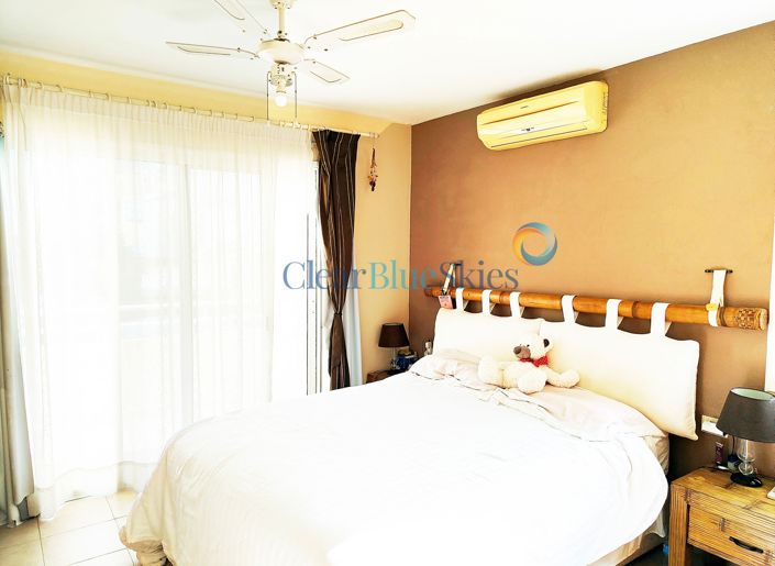 Image No.8-4 Bed House for sale