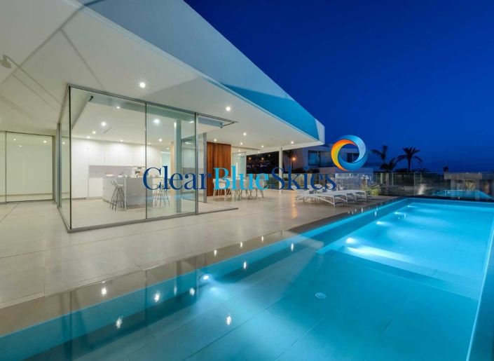 Image No.3-5 Bed Villa for sale