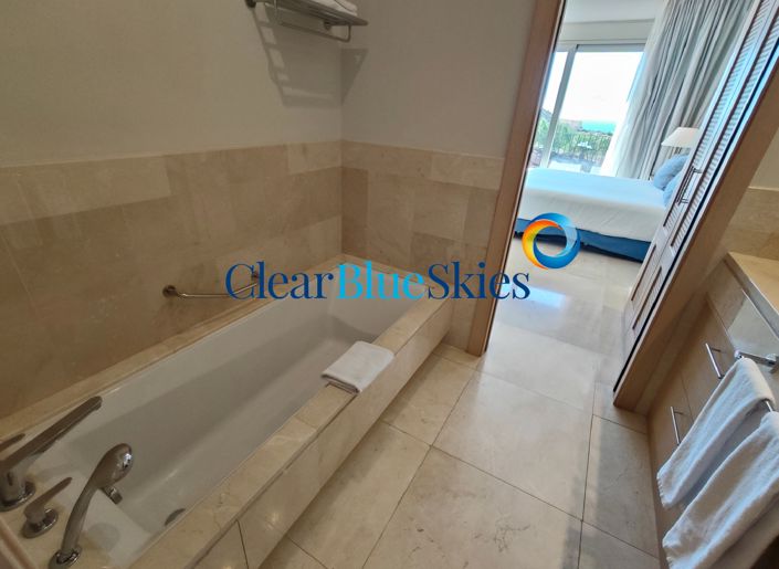 Image No.24-3 Bed Penthouse for sale