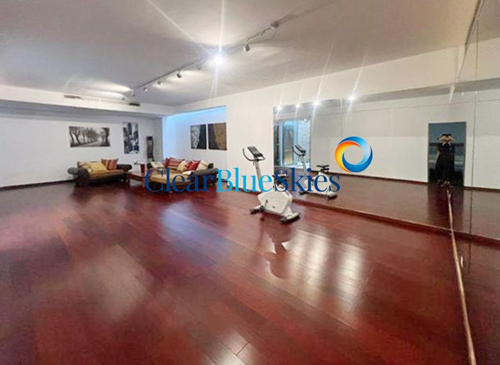 Image No.10-5 Bed House for sale