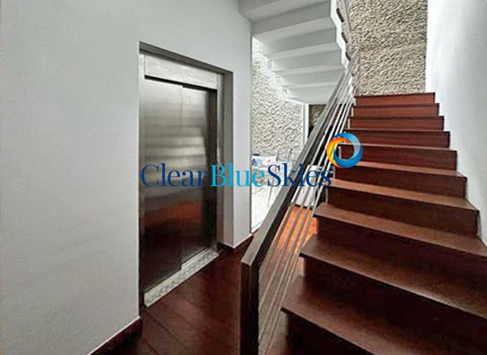 Image No.4-5 Bed House for sale