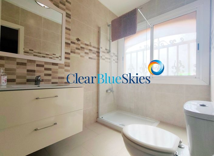 Image No.11-3 Bed Villa for sale