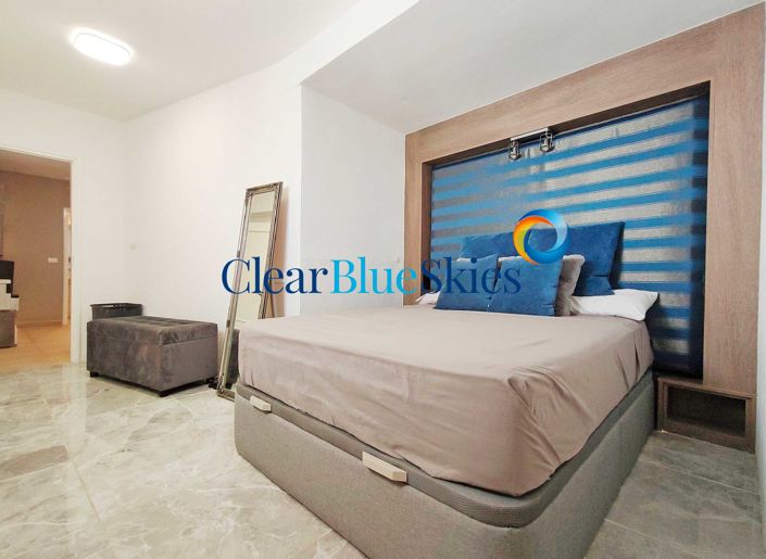 Image No.12-5 Bed Villa for sale