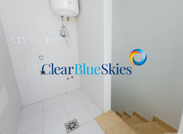 Image No.17-3 Bed Townhouse for sale