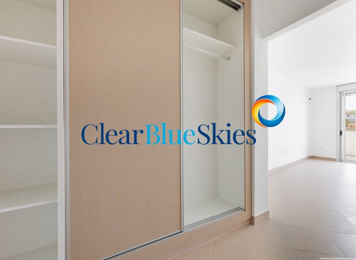 Image No.8-3 Bed Townhouse for sale