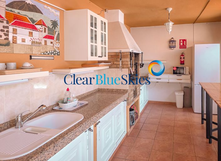 Image No.9-3 Bed House for sale