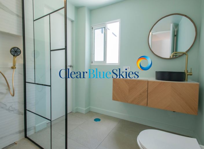 Image No.16-4 Bed House for sale