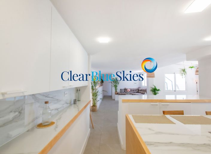 Image No.27-4 Bed House for sale