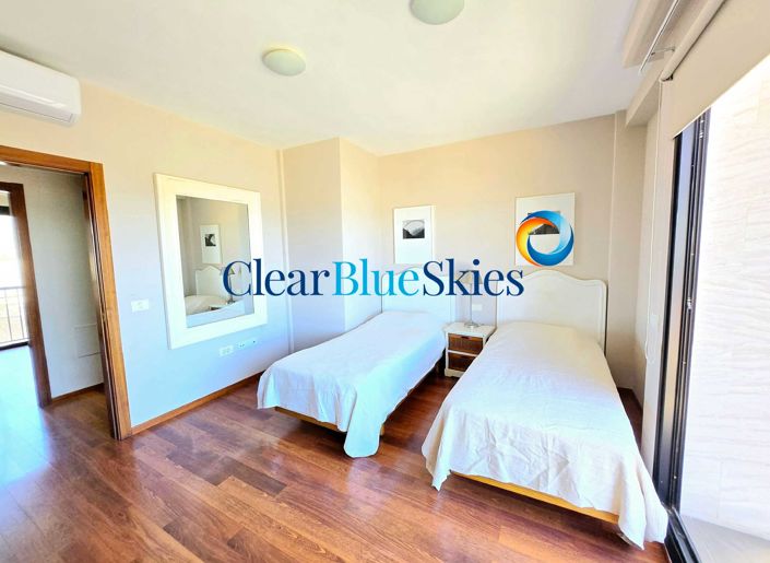 Image No.12-3 Bed Apartment for sale