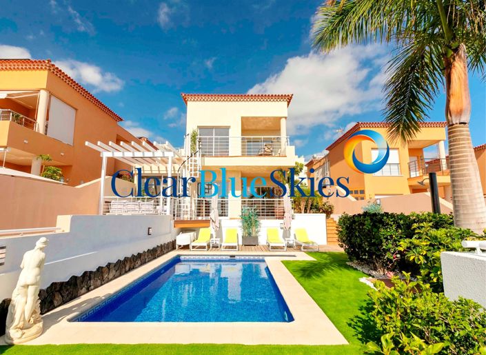 Image No.1-4 Bed Villa for sale