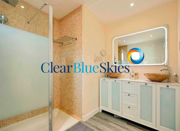 Image No.17-4 Bed Villa for sale