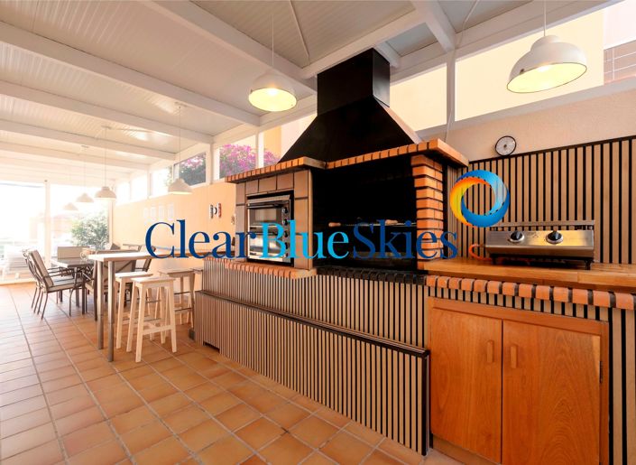 Image No.9-4 Bed Villa for sale