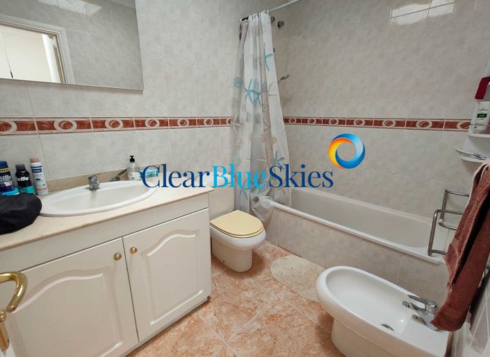 Image No.14-3 Bed Townhouse for sale