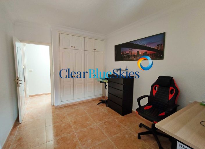 Image No.15-3 Bed Townhouse for sale