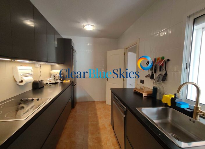 Image No.8-3 Bed Townhouse for sale