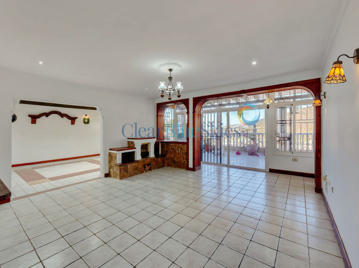 Image No.4-4 Bed Villa for sale