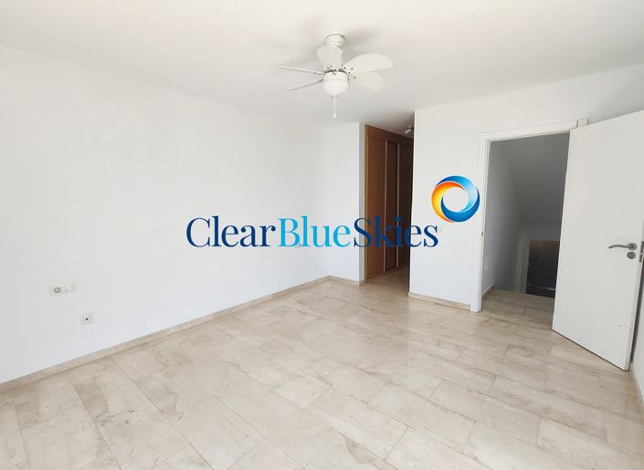 Image No.15-3 Bed Villa for sale