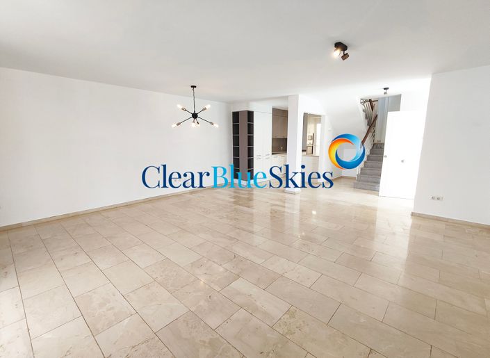 Image No.4-3 Bed Villa for sale