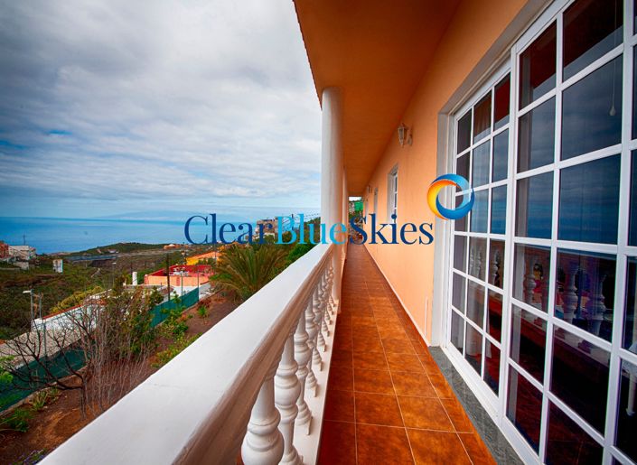 Image No.2-6 Bed House for sale