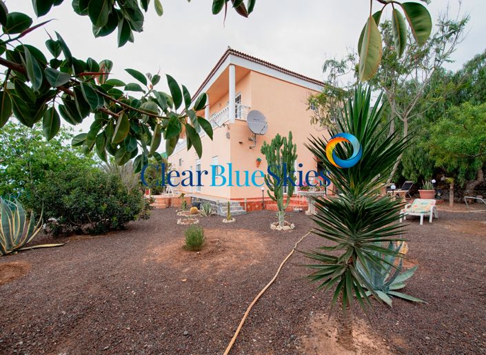 Image No.4-6 Bed House for sale