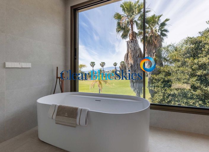 Image No.27-5 Bed Villa for sale