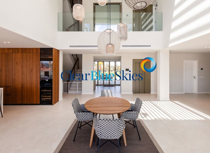 Image No.9-5 Bed Villa for sale