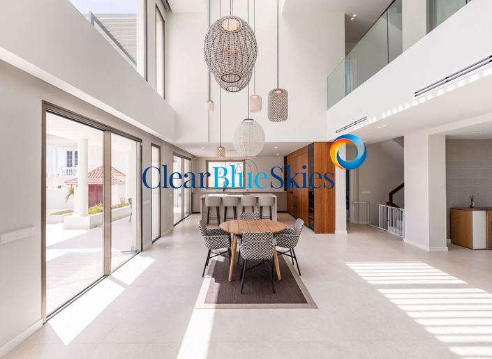 Image No.10-5 Bed Villa for sale