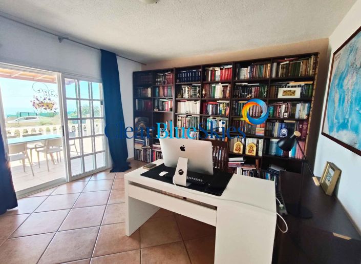 Image No.18-5 Bed Finca for sale