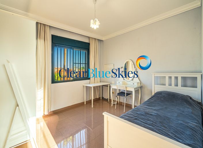 Image No.14-3 Bed Apartment for sale